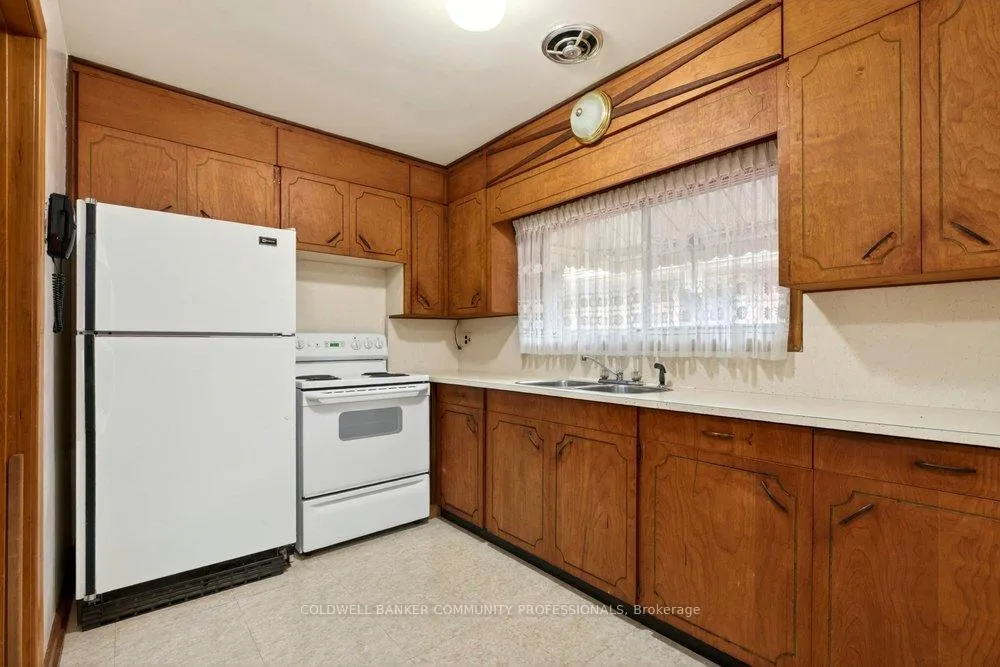 Photo 15 of 14 Callie Road, Hamilton, Hill Park — HOMEH