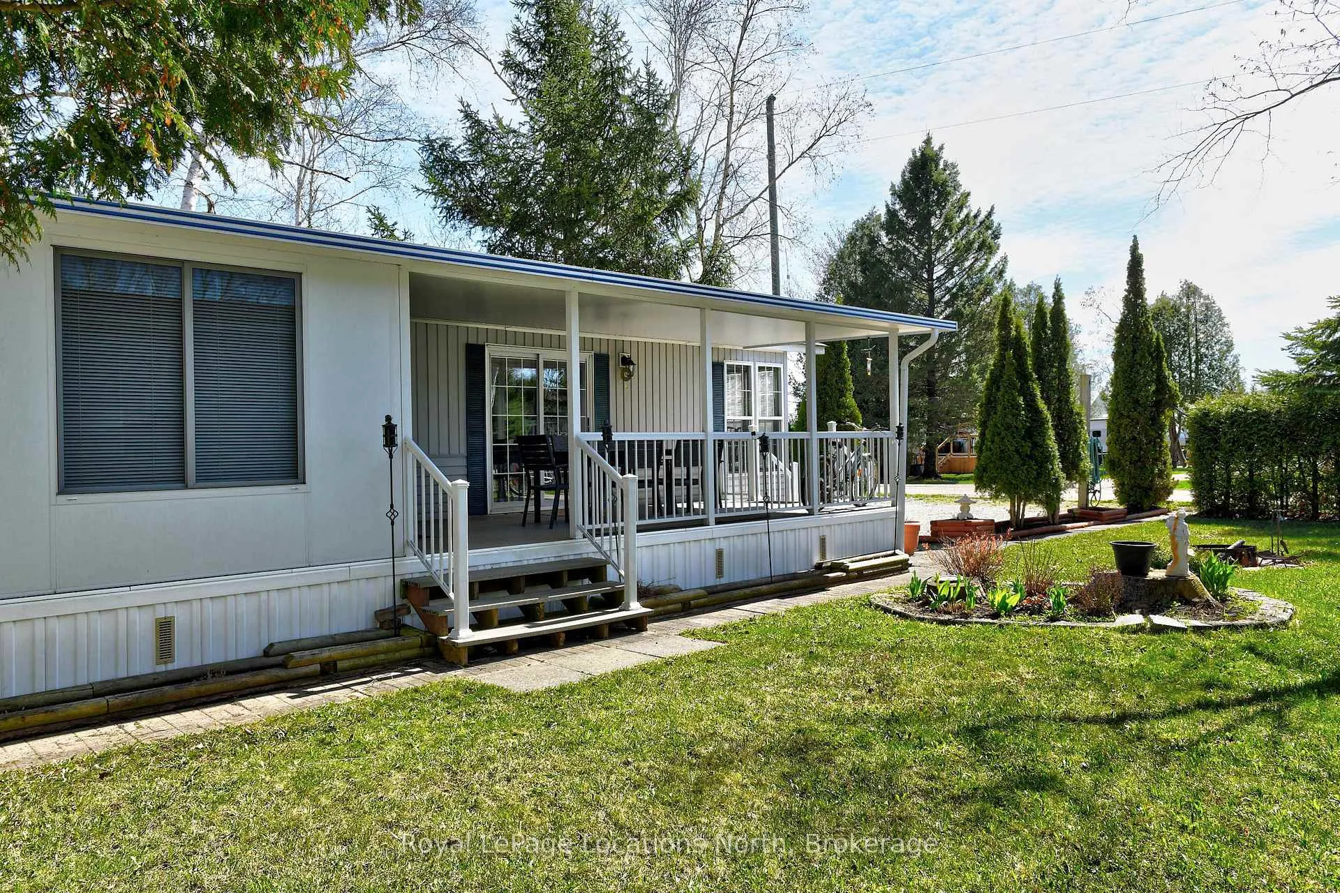 Photo 14 of 2 Wasaga Pines Lane E, Wasaga Beach — HOMEH