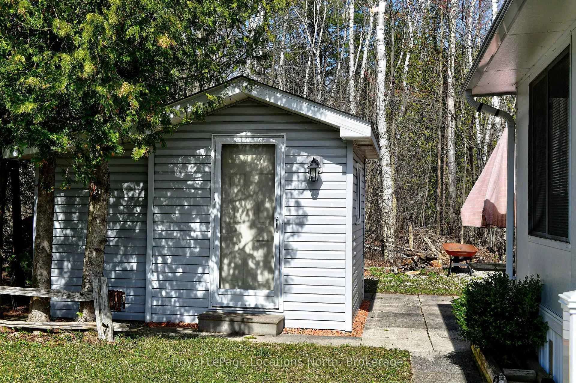 Photo 15 of 2 Wasaga Pines Lane E, Wasaga Beach — HOMEH