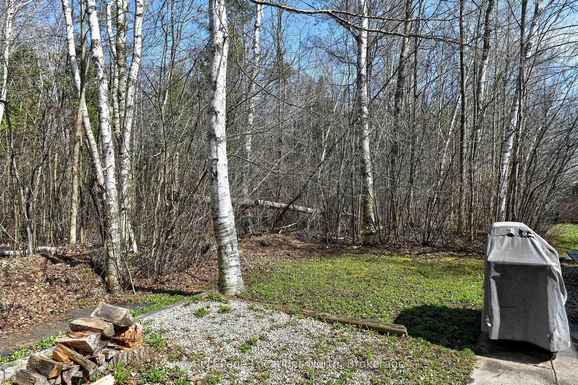 Photo 19 of 2 Wasaga Pines Lane E, Wasaga Beach — HOMEH