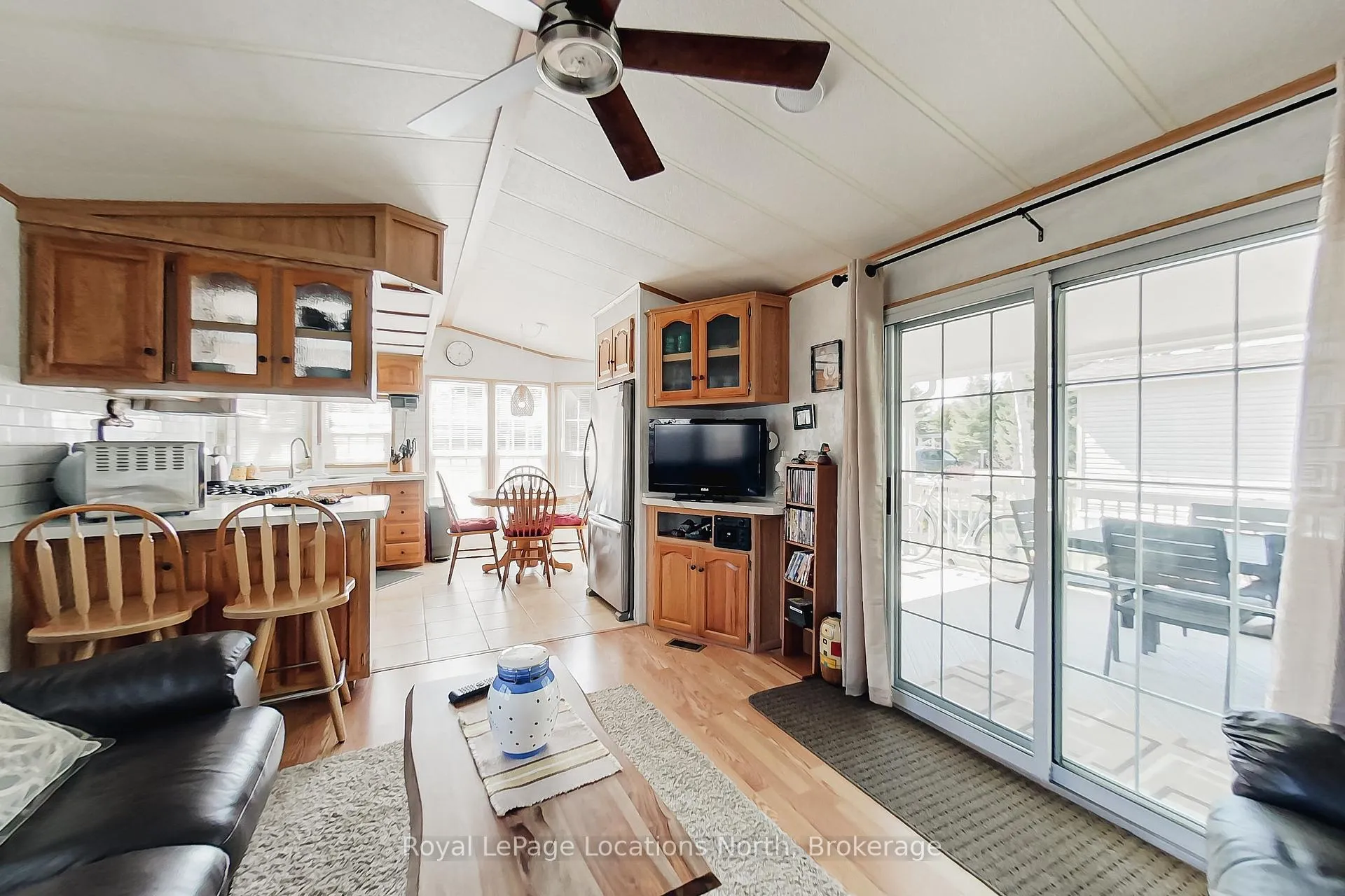 Photo 24 of 2 Wasaga Pines Lane E, Wasaga Beach — HOMEH
