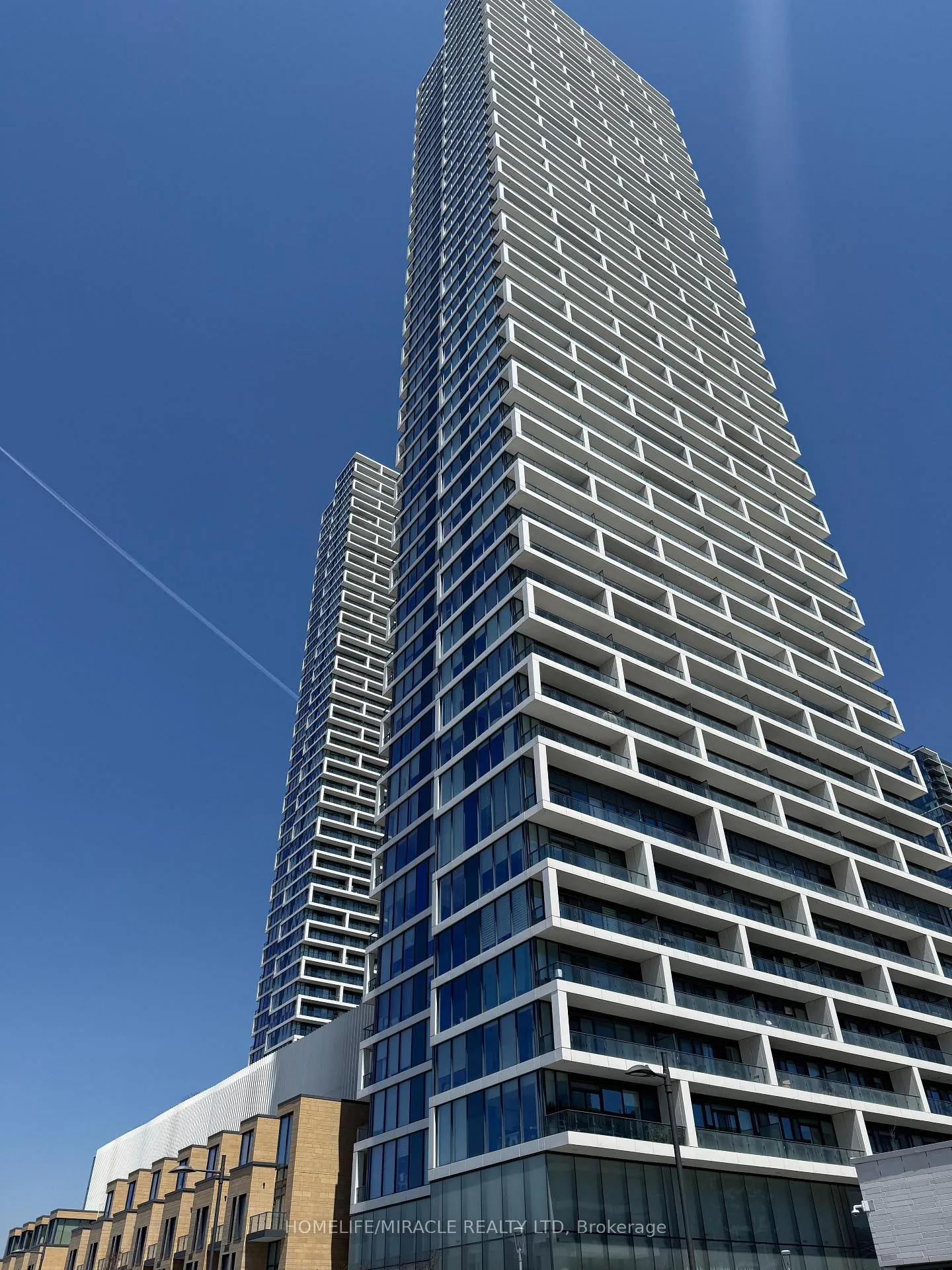 Front of Unit 3701, 5 Buttermill Avenue