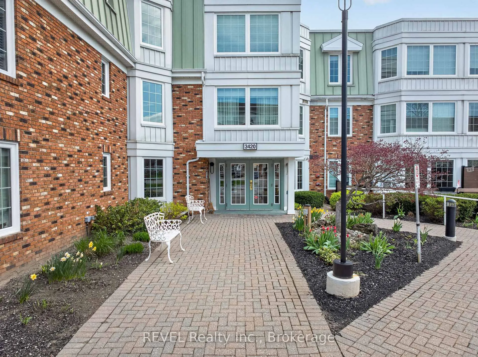 Photo 6 of Unit 322, 3420 Frederick Avenue, Lincoln, Lincoln-Jordan/Vineland — HOMEH