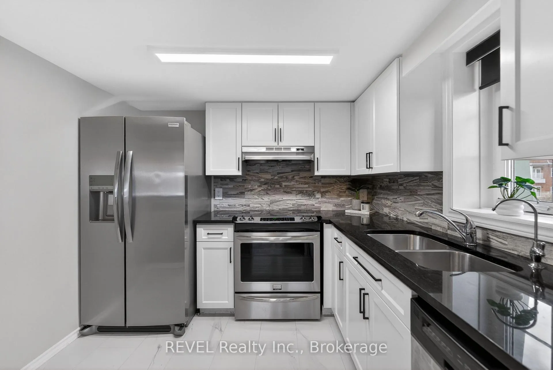 Photo 18 of Unit 322, 3420 Frederick Avenue, Lincoln, Lincoln-Jordan/Vineland — HOMEH