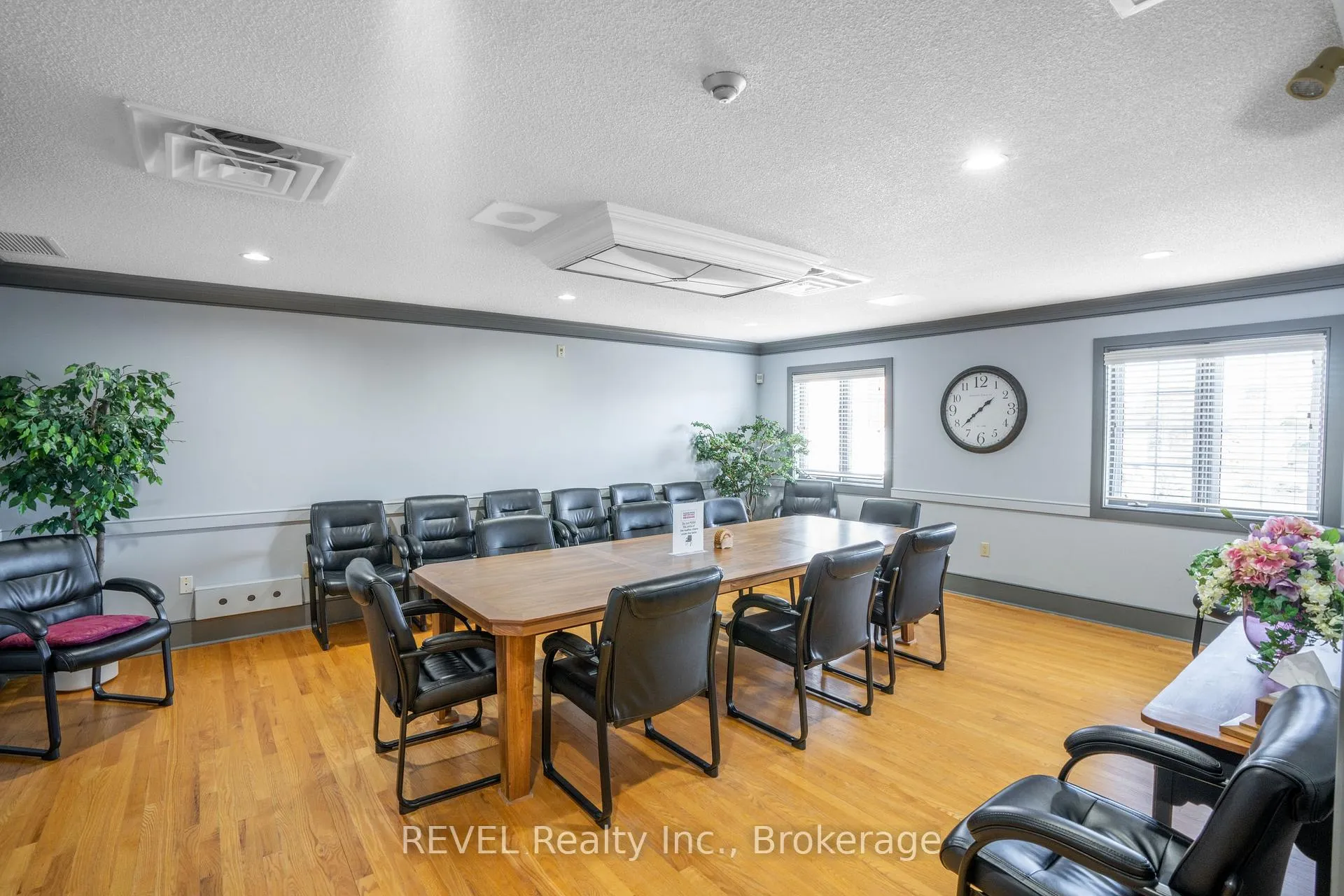 Photo 34 of Unit 322, 3420 Frederick Avenue, Lincoln, Lincoln-Jordan/Vineland — HOMEH
