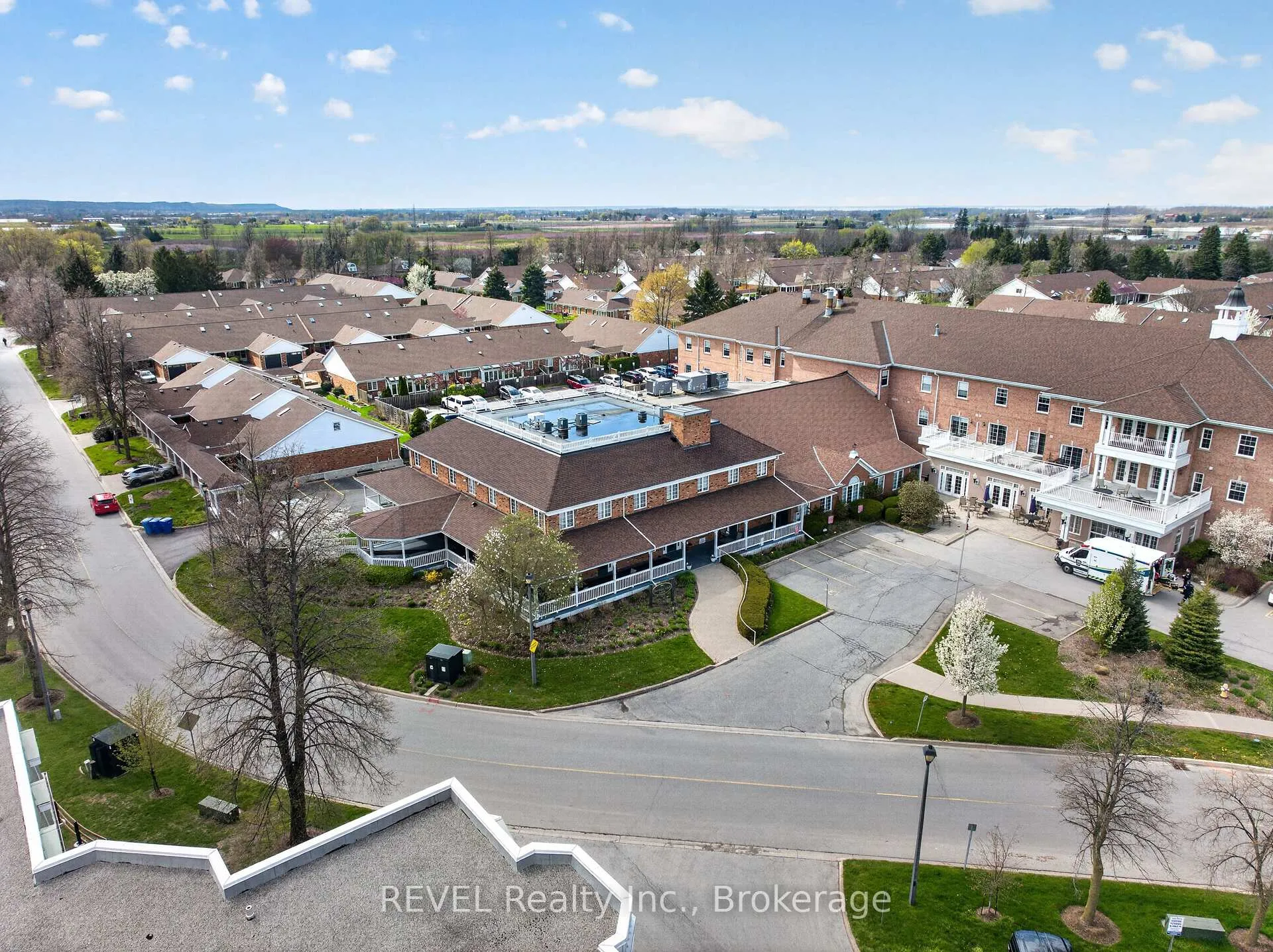 Photo 43 of Unit 322, 3420 Frederick Avenue, Lincoln, Lincoln-Jordan/Vineland — HOMEH
