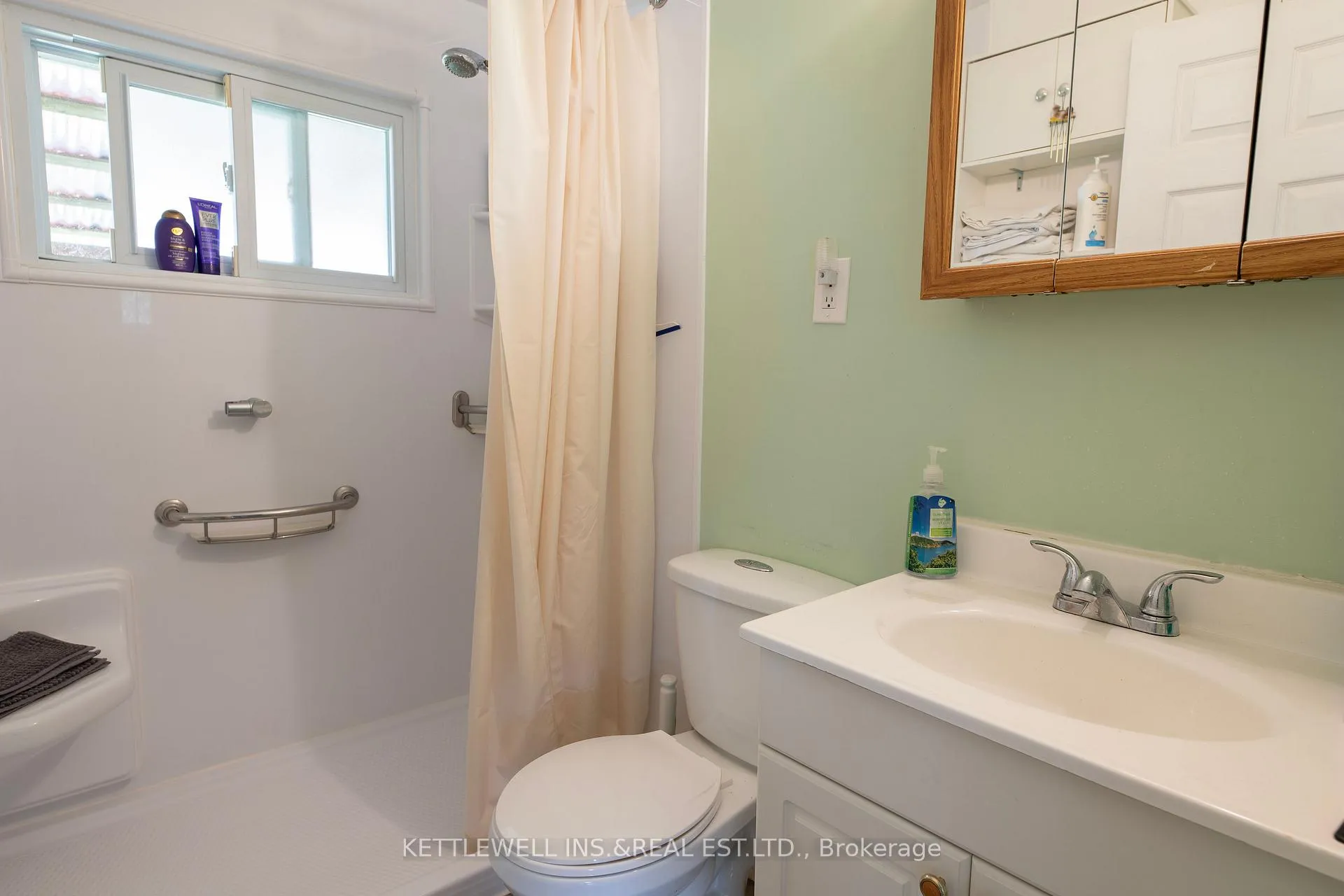 Photo 8 of 167 Burns Street, Strathroy-Caradoc, SW — HOMEH