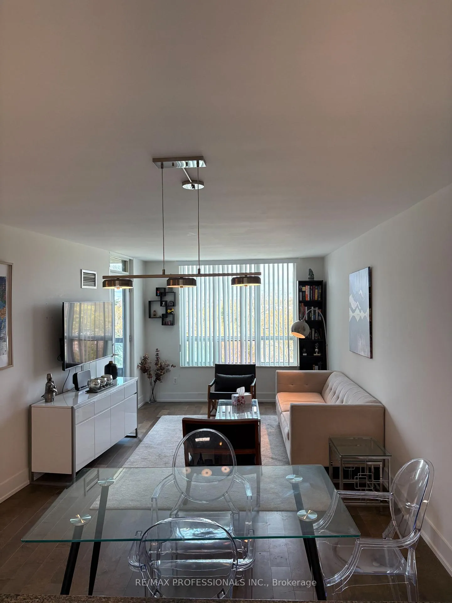 Photo 7 of Unit 611, 503 Beecroft Road, North York, Willowdale West — HOMEH