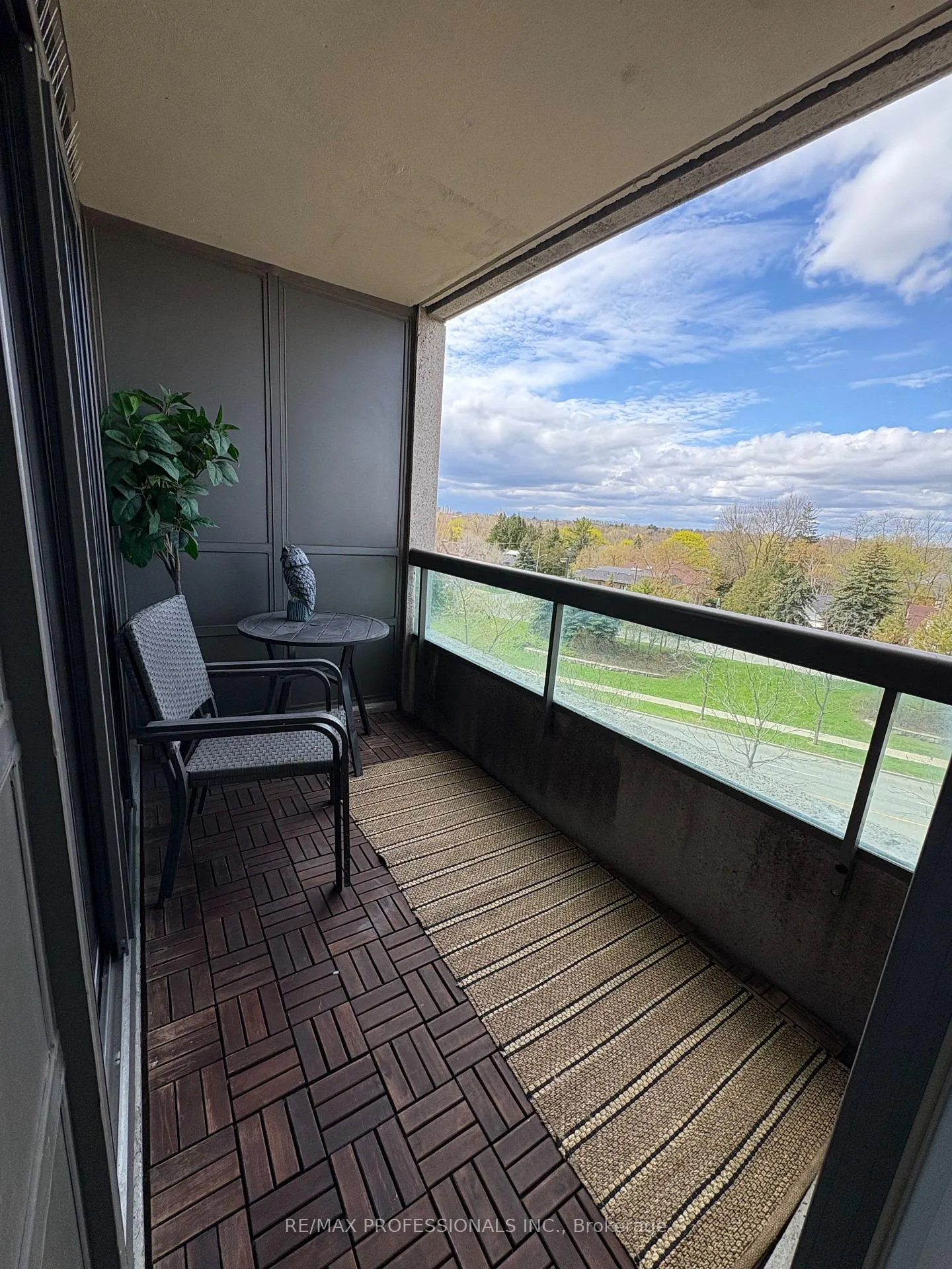 Photo 14 of Unit 611, 503 Beecroft Road, North York, Willowdale West — HOMEH