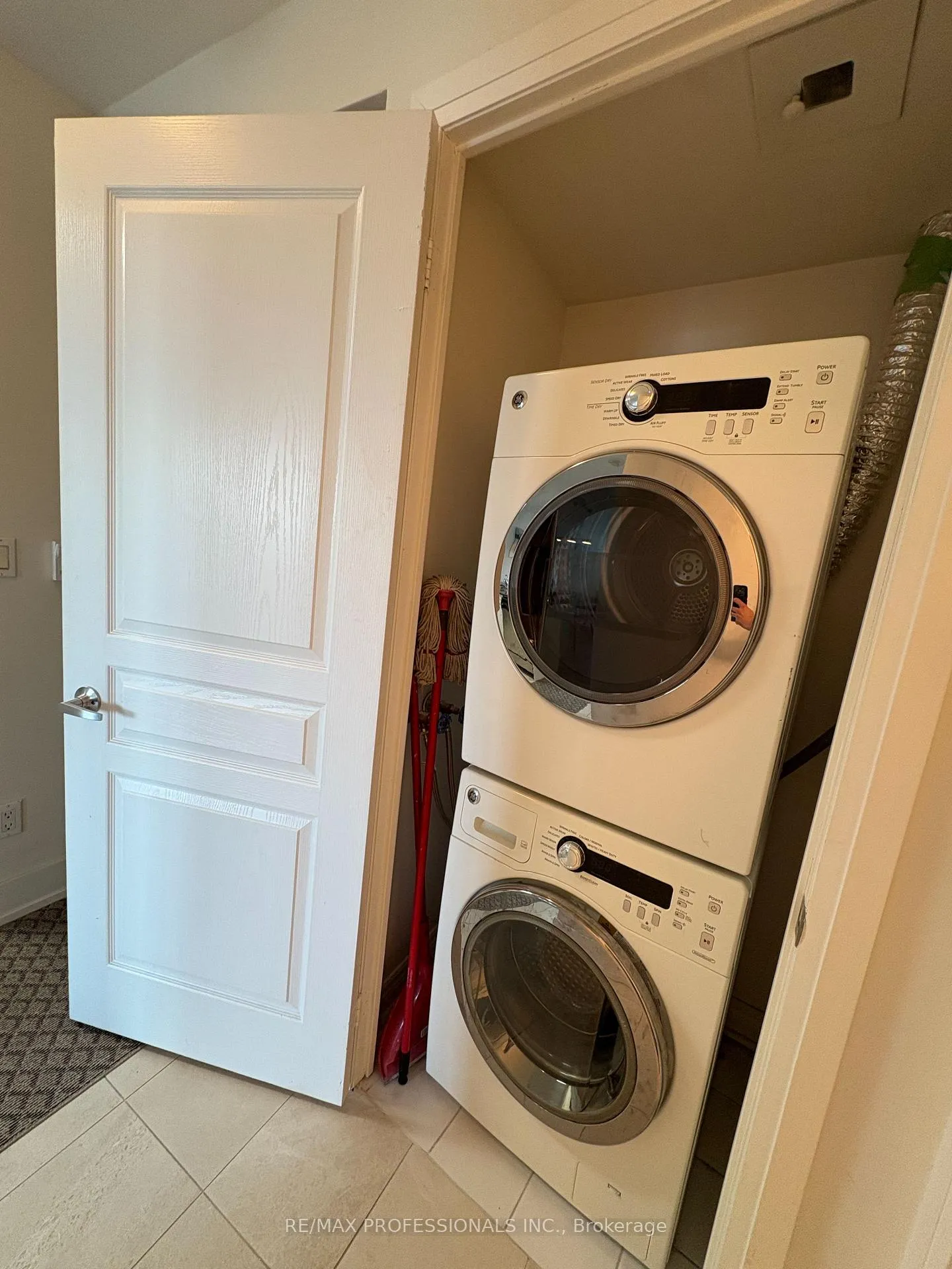 Photo 19 of Unit 611, 503 Beecroft Road, North York, Willowdale West — HOMEH