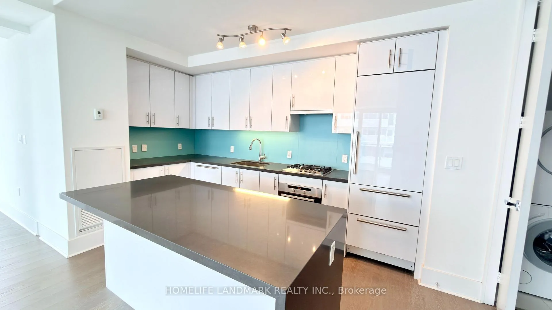 Photo 2 of Unit 1026, 29 Queens Quay E, Toronto, Waterfront Communities — HOMEH