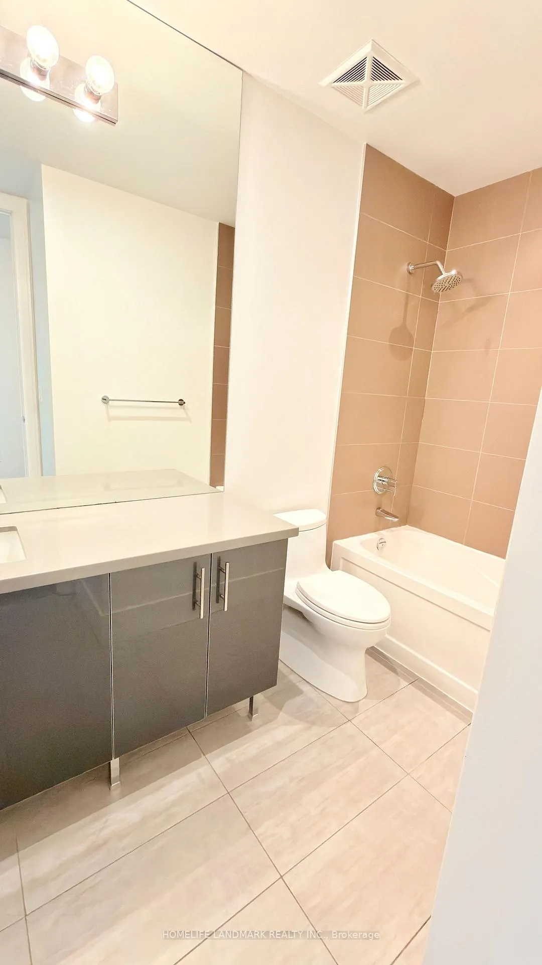 Photo 10 of Unit 1026, 29 Queens Quay E, Toronto, Waterfront Communities — HOMEH