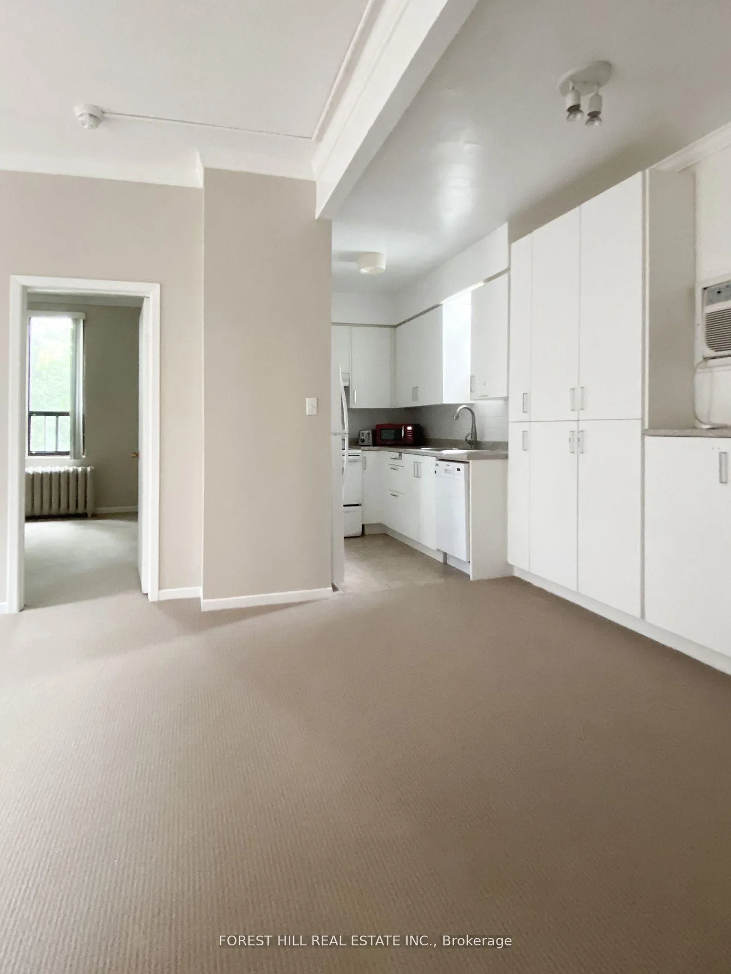 Photo 4 of Unit 4, 72 Walmer Road, Toronto, The Annex — HOMEH