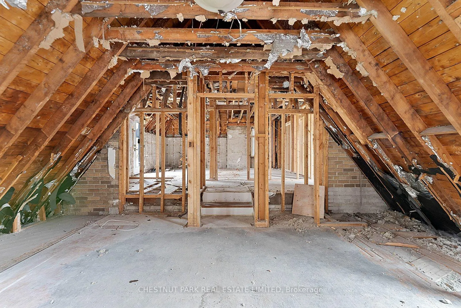 Photo 33 of 42 Glenayr Road, Toronto, Forest Hill South — HOMEH