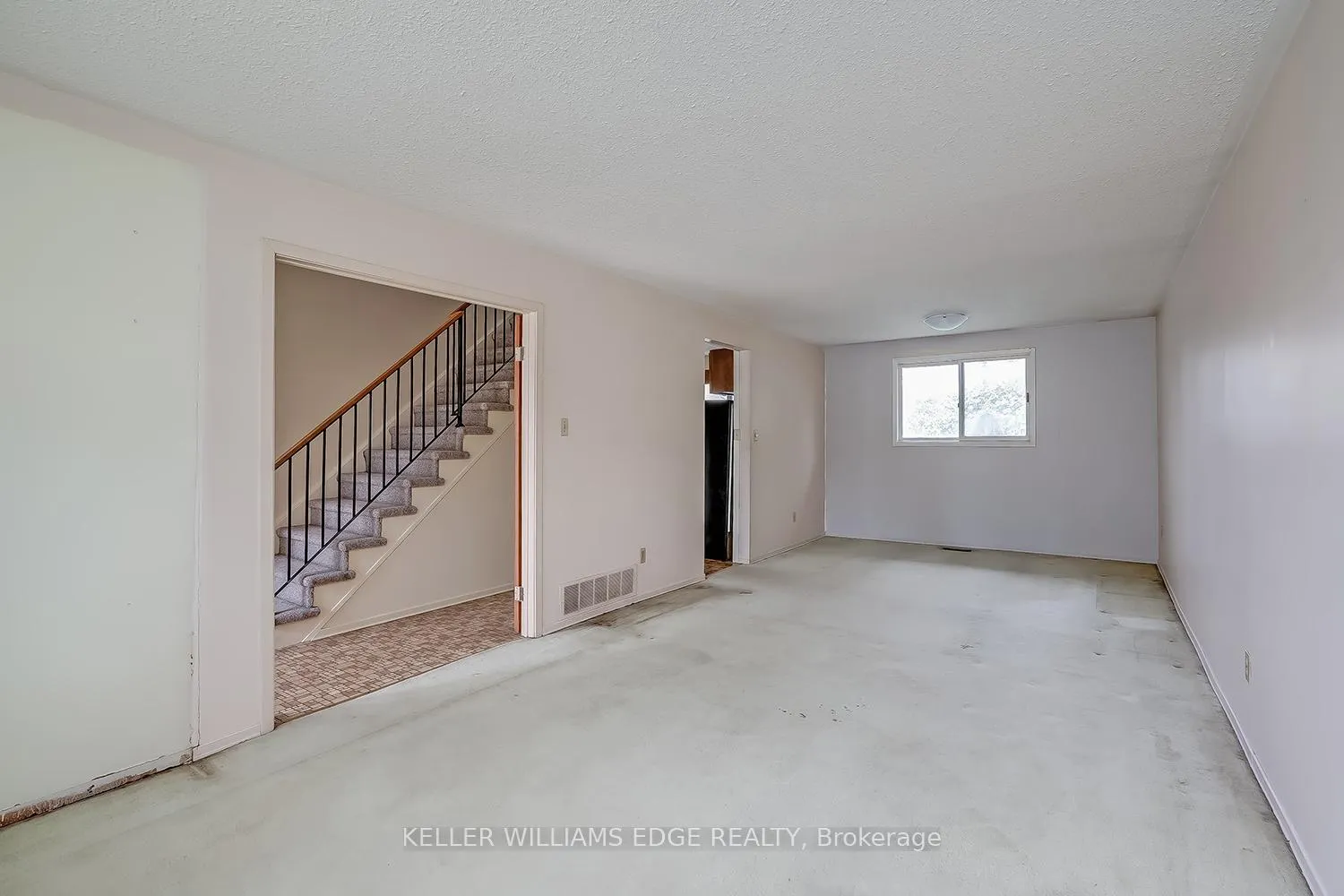 Photo 7 of 2463 Bridge Road, Oakville, West — HOMEH