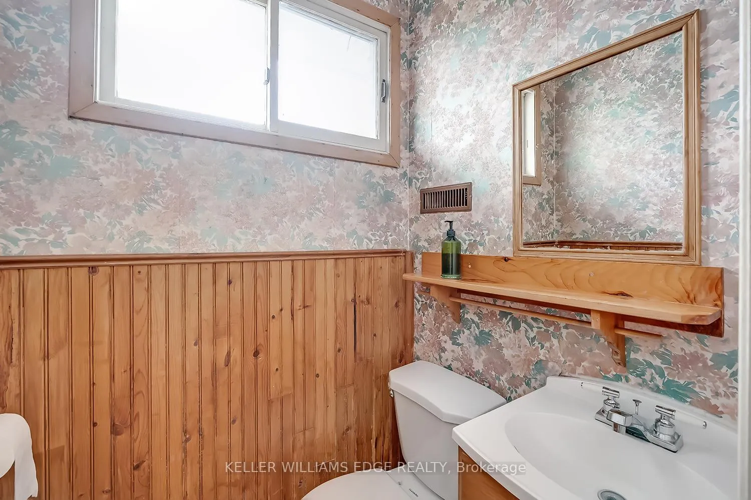 Photo 17 of 2463 Bridge Road, Oakville, West — HOMEH