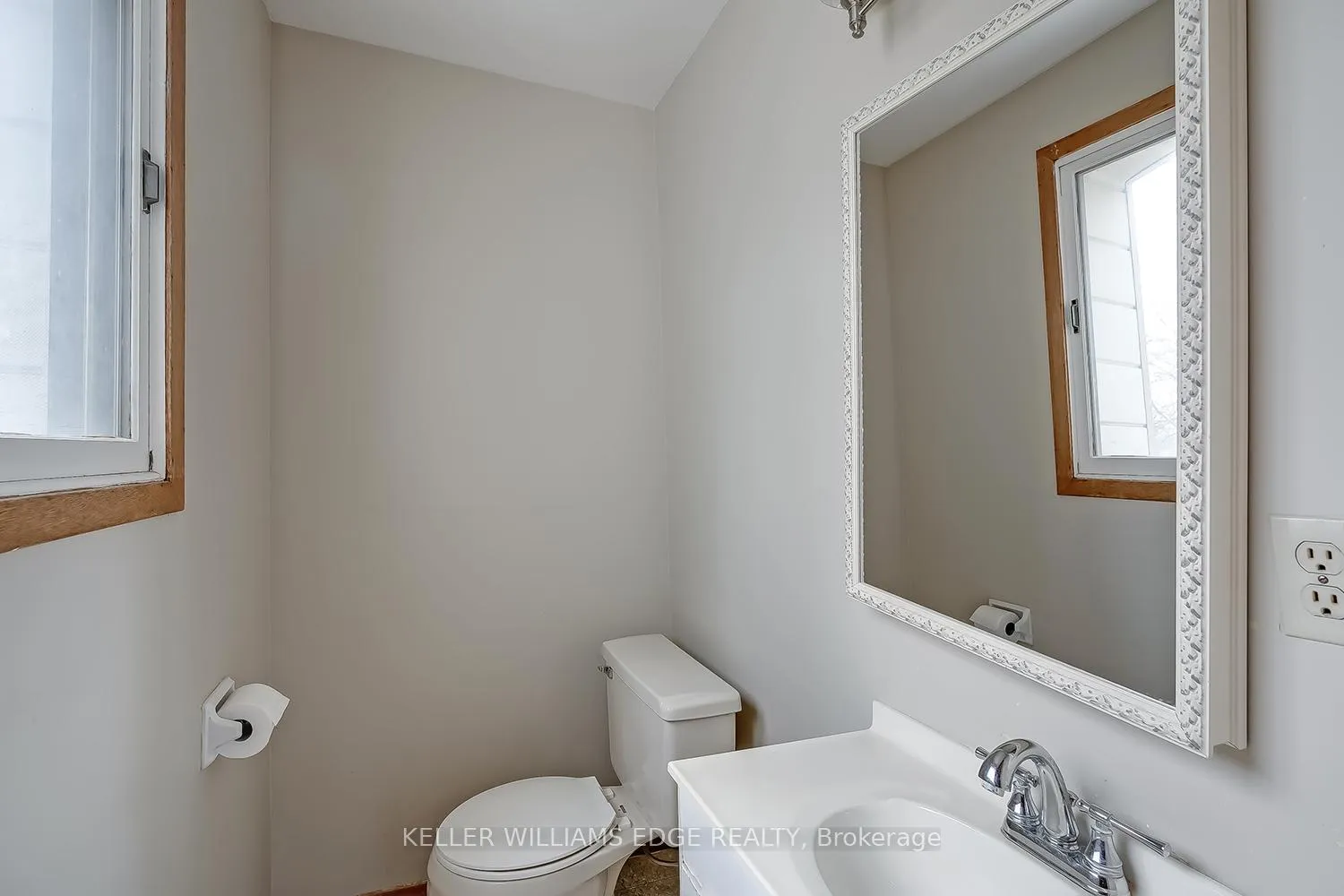 Photo 21 of 2463 Bridge Road, Oakville, West — HOMEH