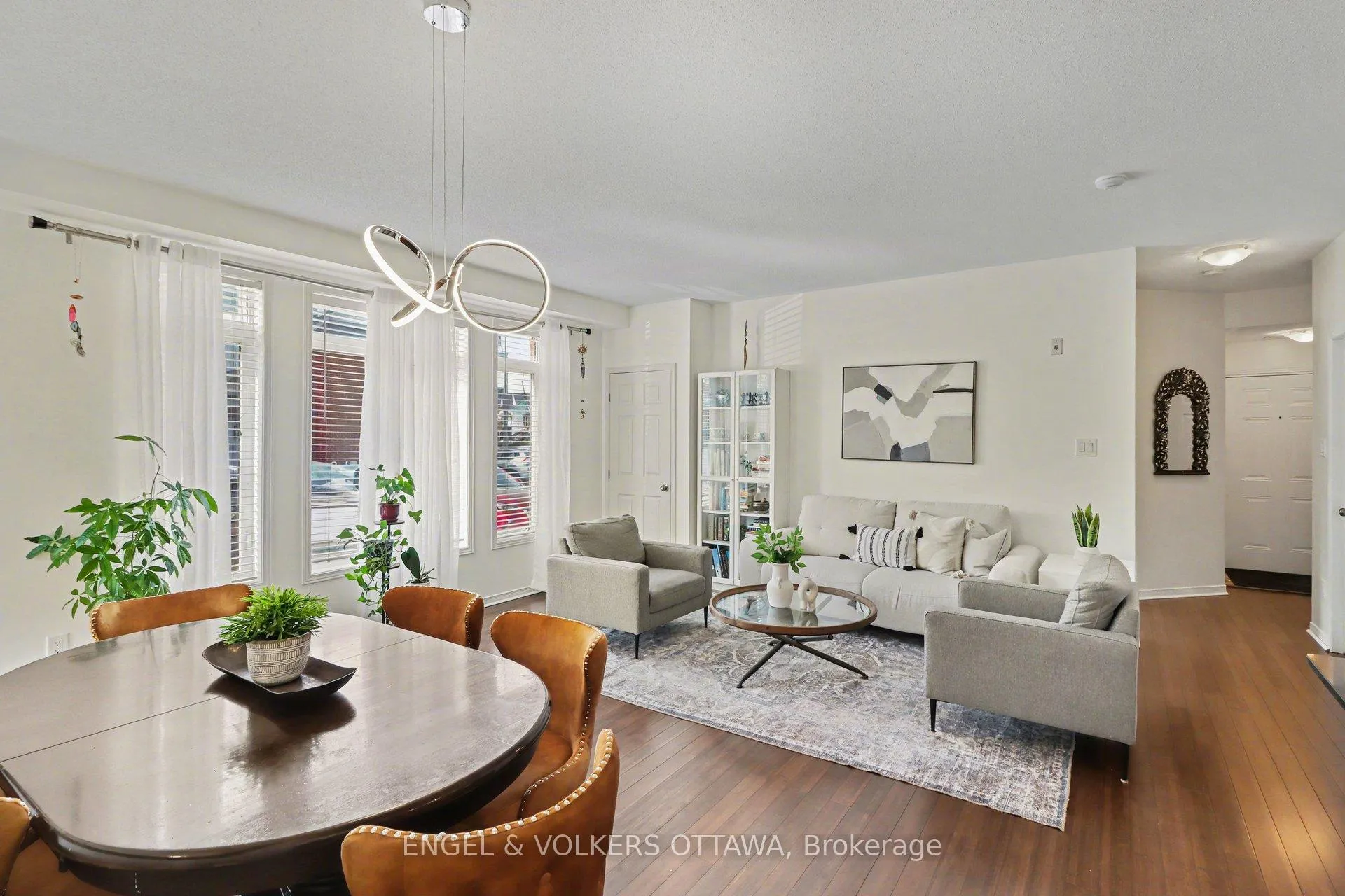 Photo 8 of Unit B, 300 Meilleur Private, Ottawa, Vanier — HOMEH