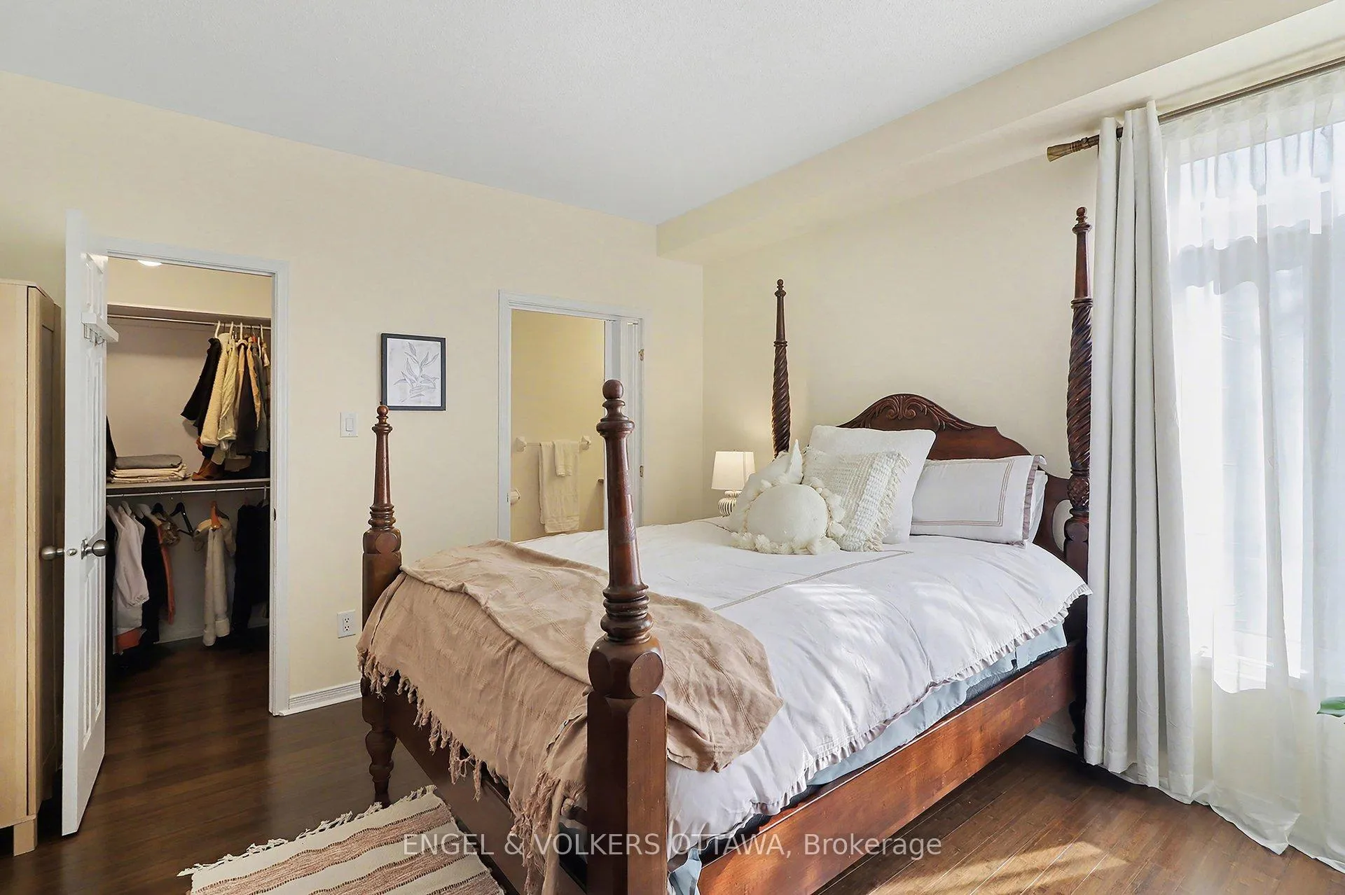 Photo 21 of Unit B, 300 Meilleur Private, Ottawa, Vanier — HOMEH