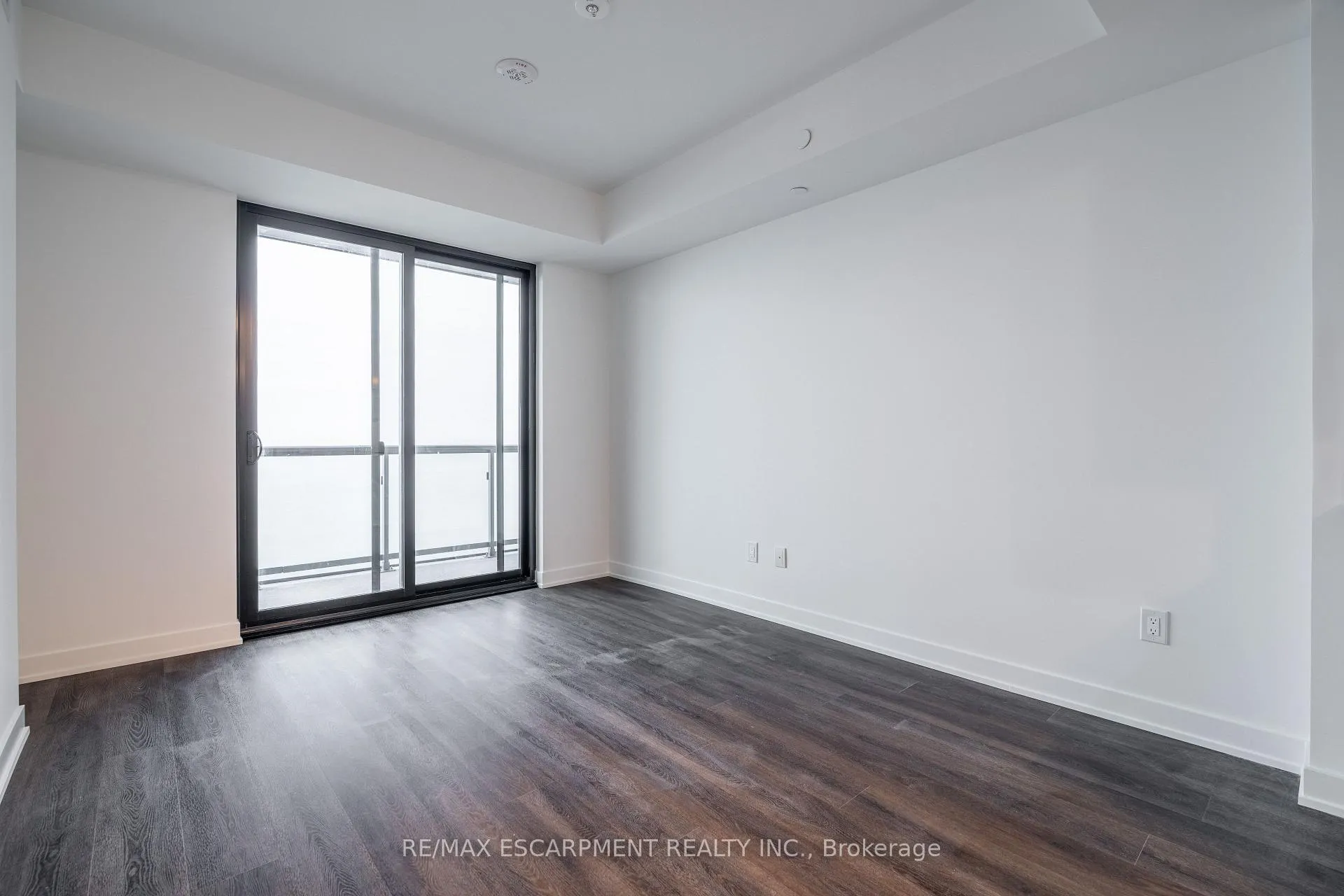 Photo 9 of Unit 1205, 2075 Lakeshore Boulevard, Burlington, Brant — HOMEH