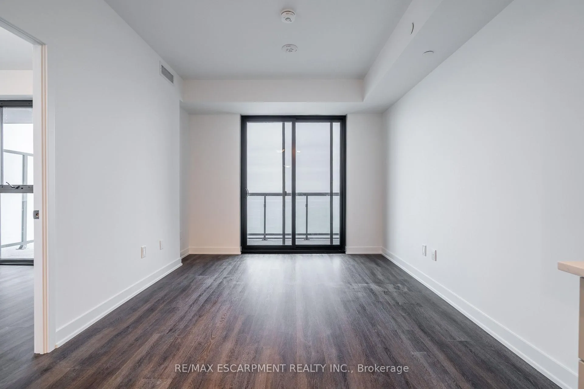 Photo 13 of Unit 1205, 2075 Lakeshore Boulevard, Burlington, Brant — HOMEH