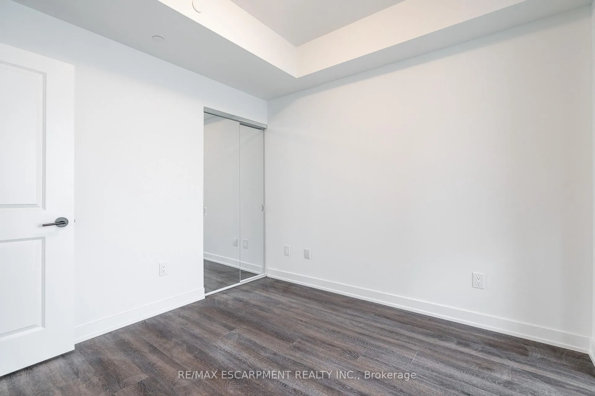 Photo 16 of Unit 1205, 2075 Lakeshore Boulevard, Burlington, Brant — HOMEH
