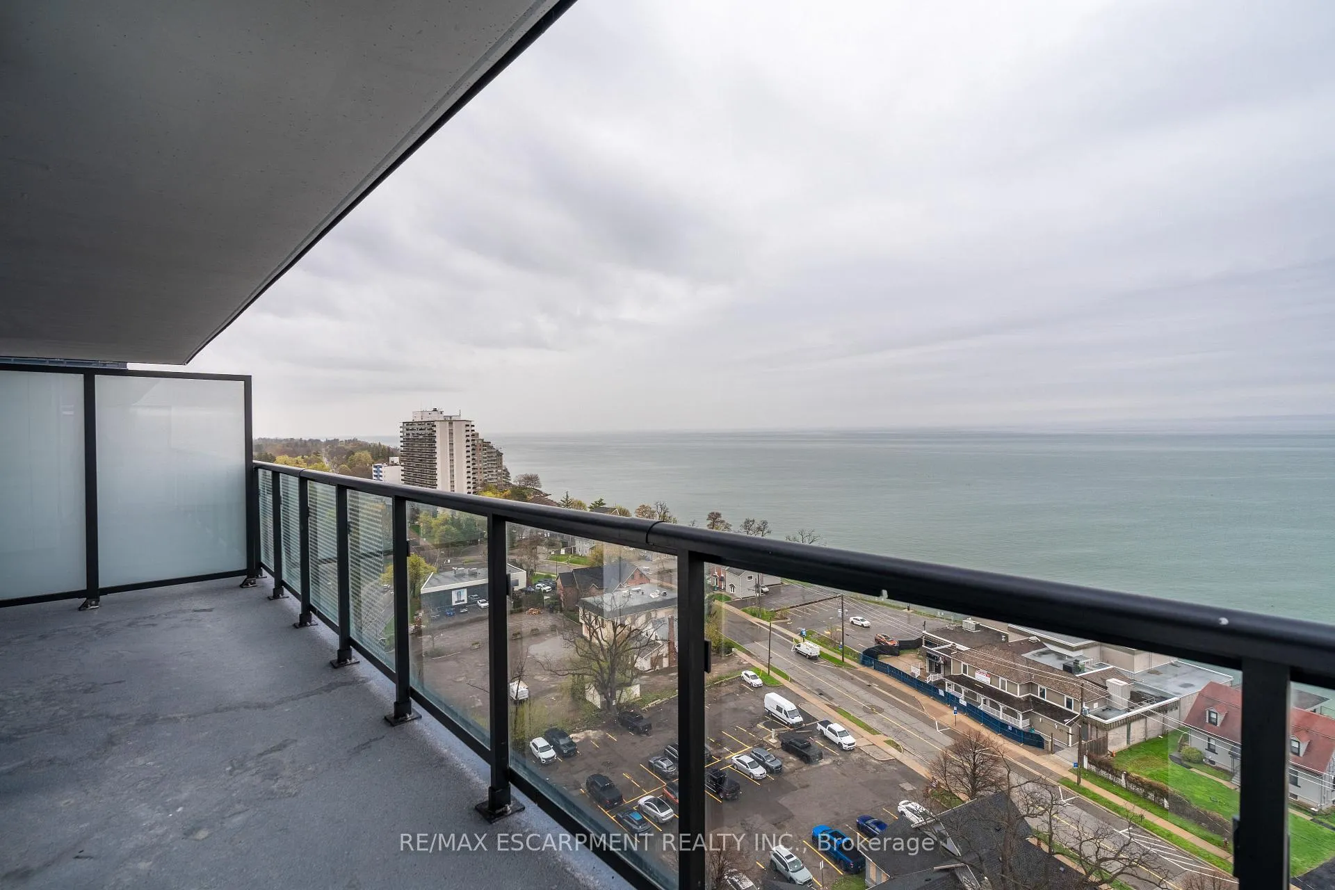 Photo 18 of Unit 1205, 2075 Lakeshore Boulevard, Burlington, Brant — HOMEH