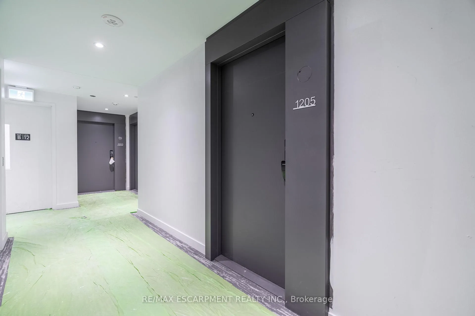 Photo 22 of Unit 1205, 2075 Lakeshore Boulevard, Burlington, Brant — HOMEH