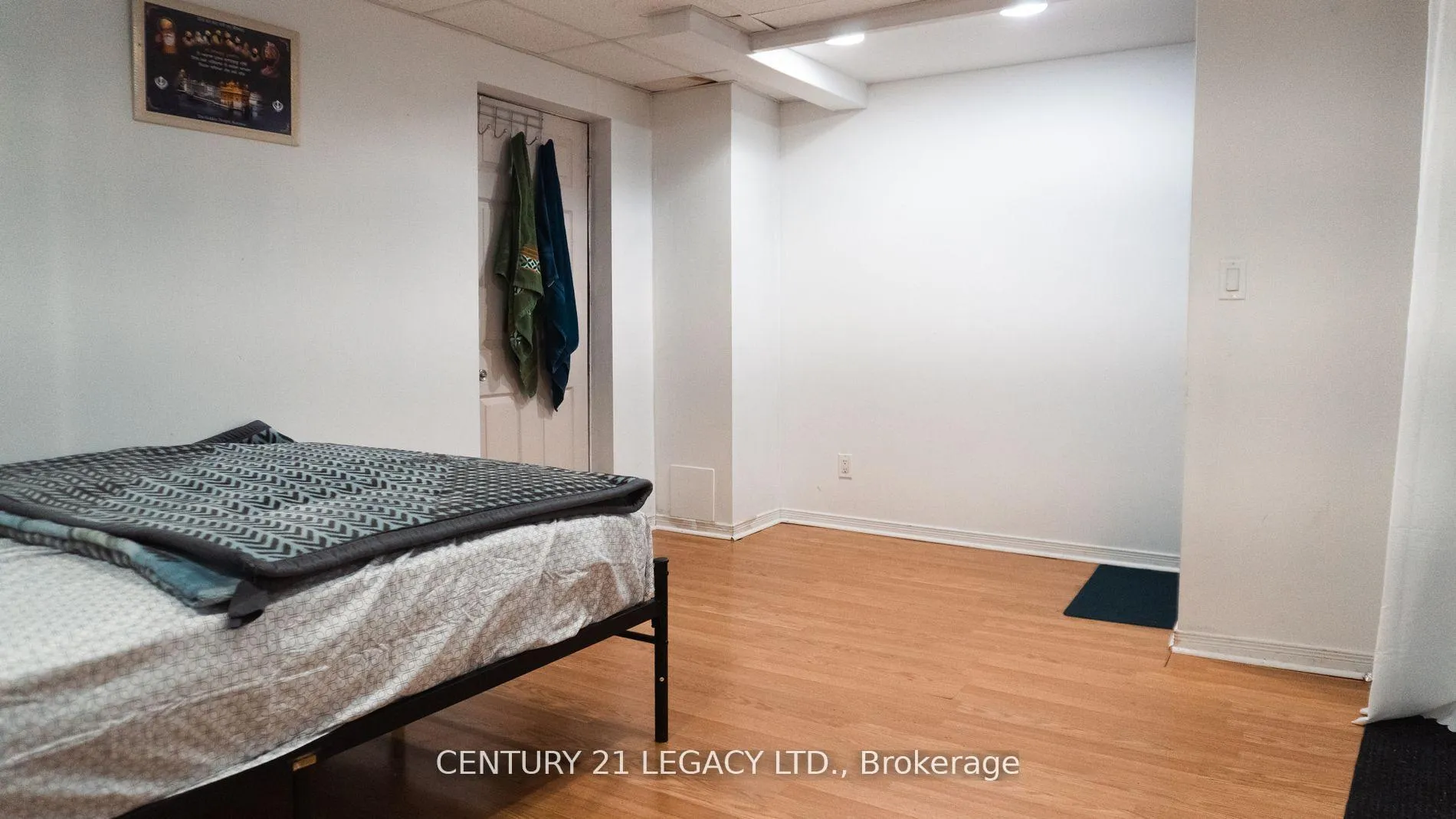 Photo 14 of 1544 Connery Crescent, Oshawa, Lakeview — HOMEH