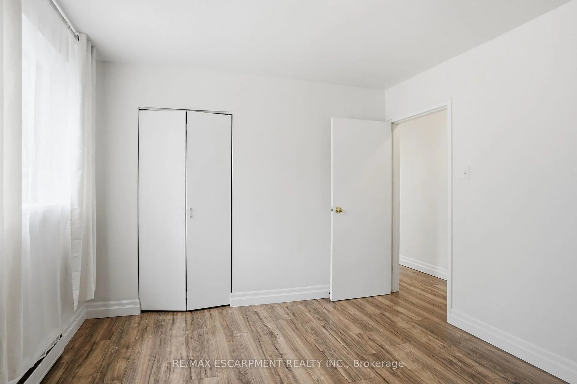 Photo 14 of Unit 5, 36 Ray Street S, Hamilton, Strathcona — HOMEH