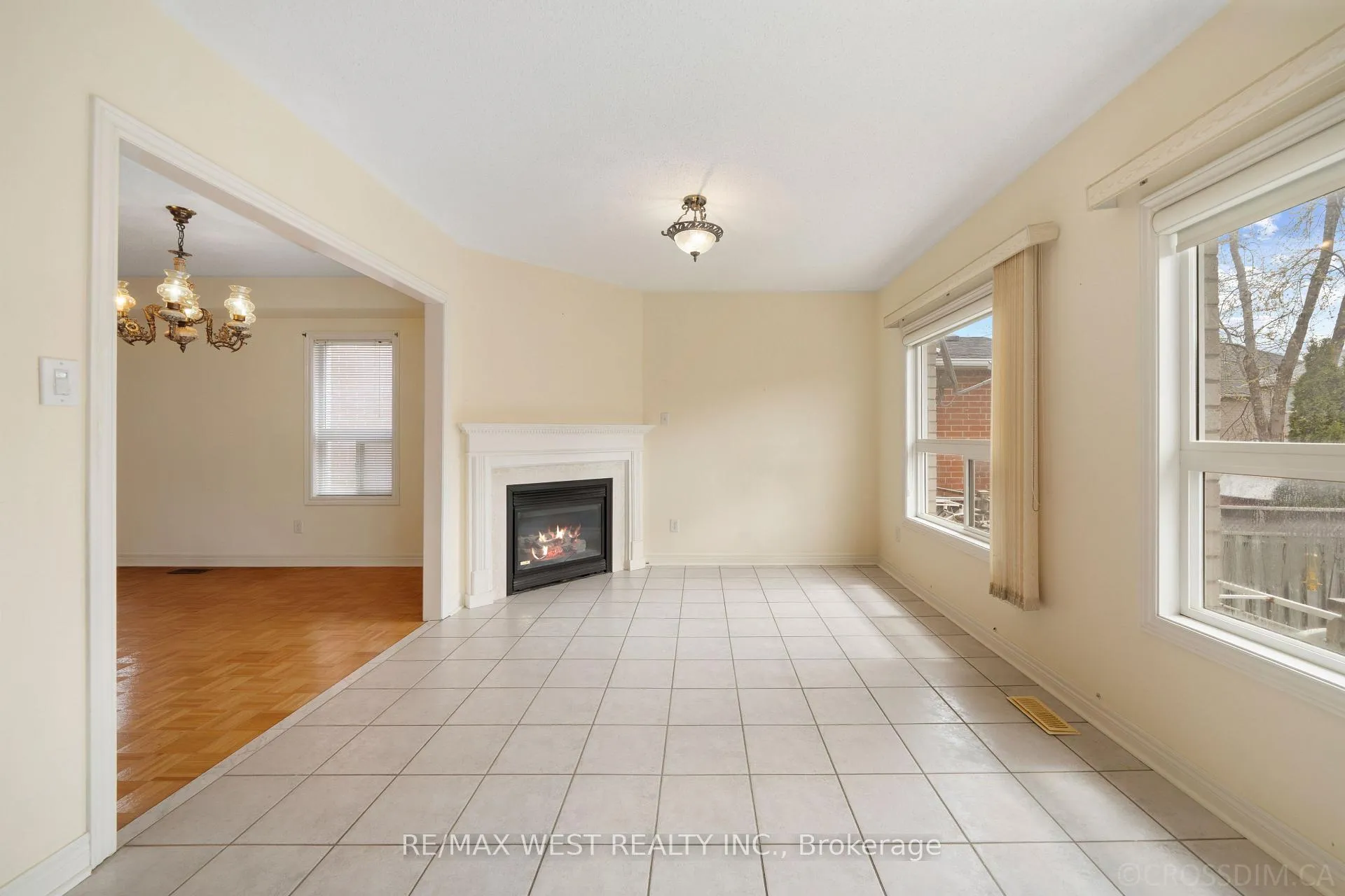 Photo 14 of 21 Shady Glen Crescent, Caledon, Bolton East — HOMEH