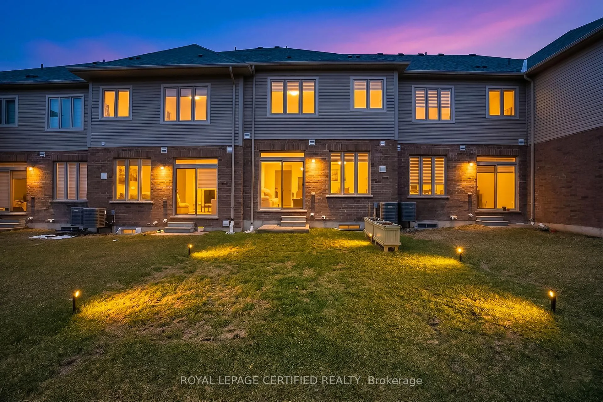 Photo 4 of 66 Grassbourne Avenue, Kitchener — HOMEH