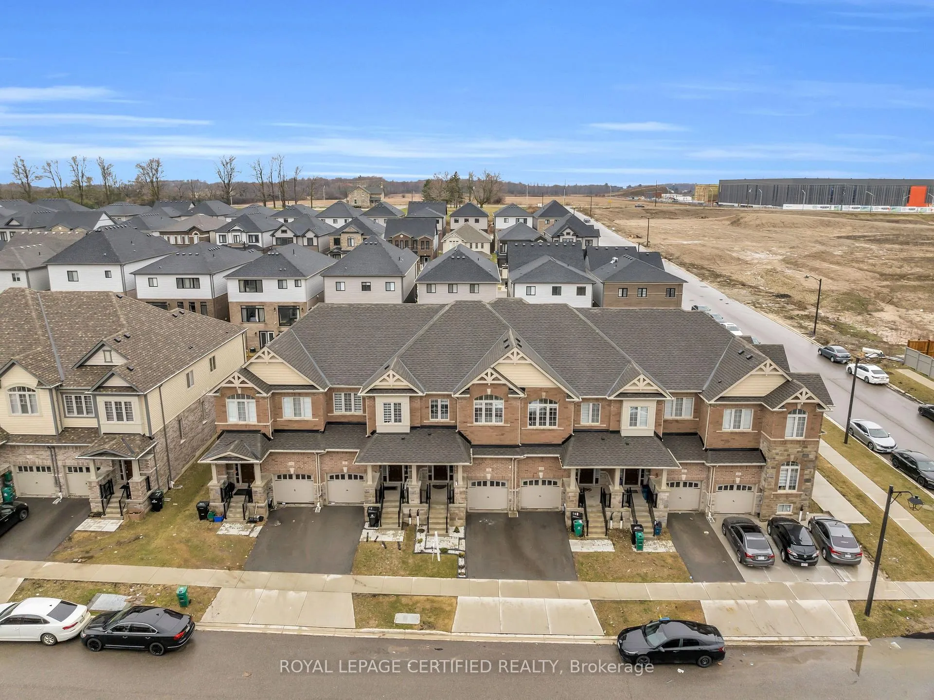 Photo 5 of 66 Grassbourne Avenue, Kitchener — HOMEH