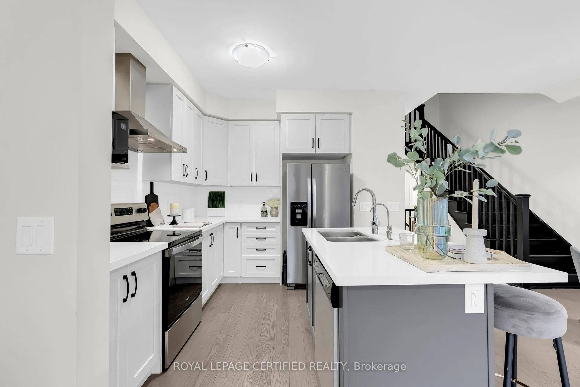 Photo 20 of 66 Grassbourne Avenue, Kitchener — HOMEH