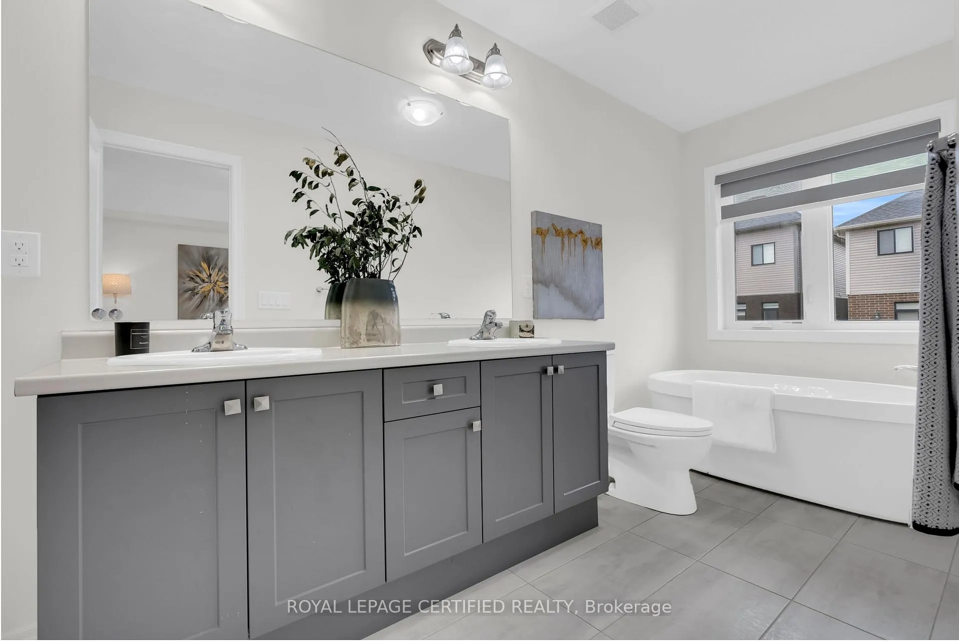 Photo 29 of 66 Grassbourne Avenue, Kitchener — HOMEH