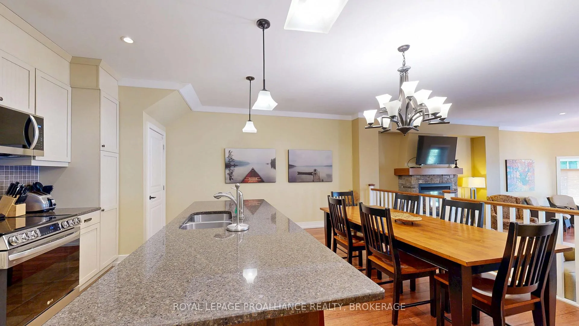 Photo 6 of Unit 9-8, 532 10th Concession Road, Westport — HOMEH