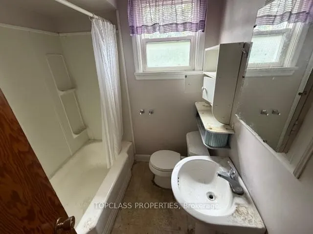 Photo 6 of 469 Colborne Street E, Oshawa, O'Neill — HOMEH