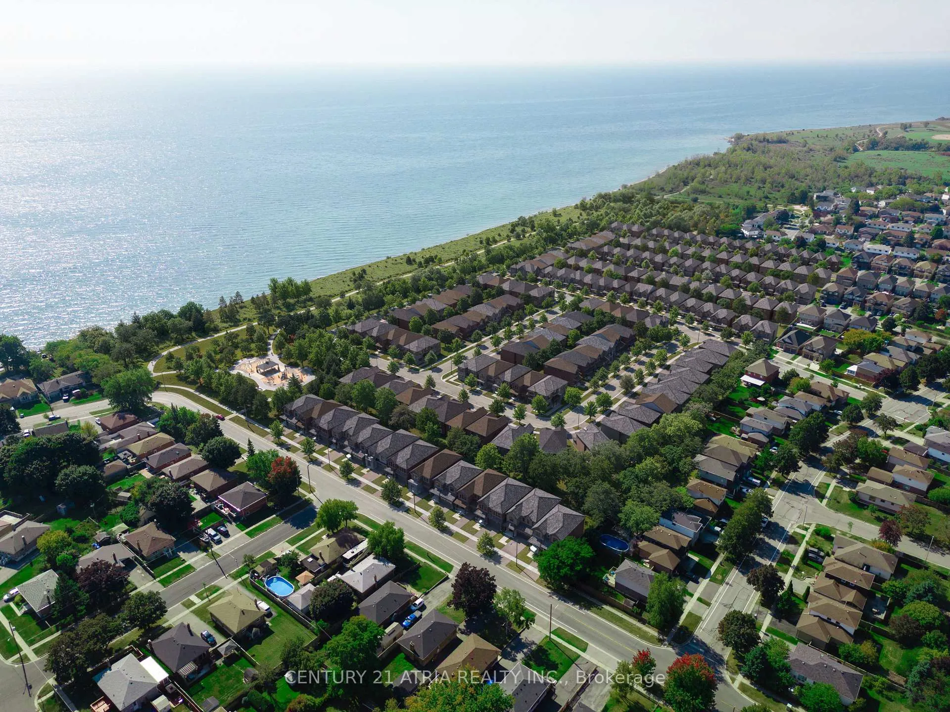 Photo 3 of 1444 Mayport Drive, Oshawa, Lakeview — HOMEH