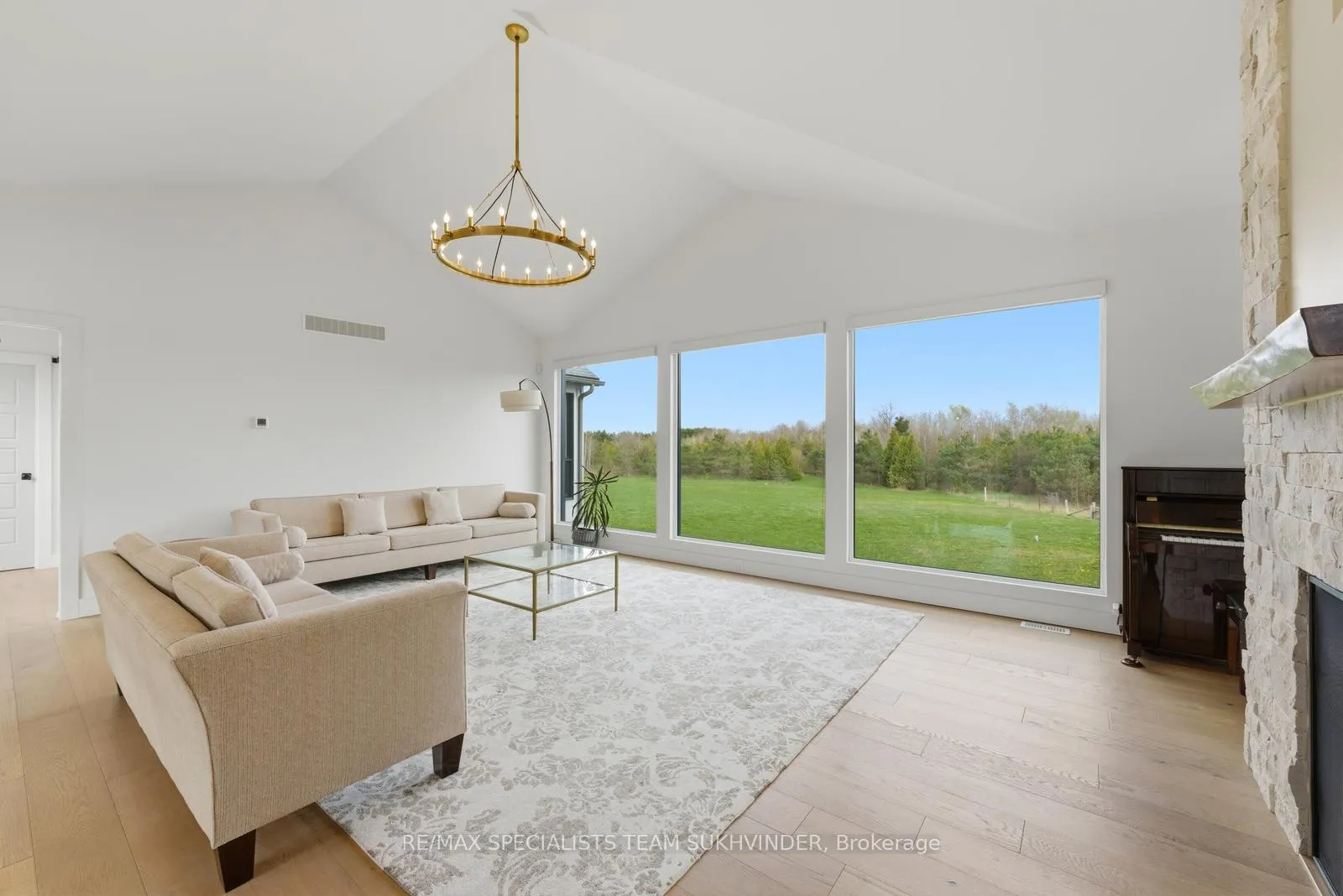 Photo 8 of 1270 15th Side Road, Milton, Moffat — HOMEH