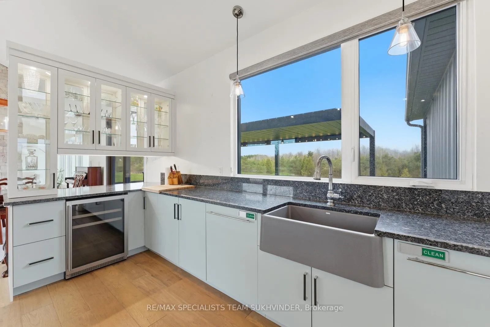 Photo 14 of 1270 15th Side Road, Milton, Moffat — HOMEH