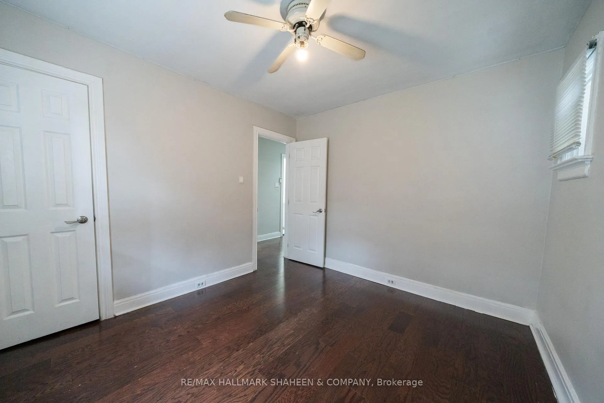 Photo 6 of 378 O'Connor Drive, Toronto, East York — HOMEH