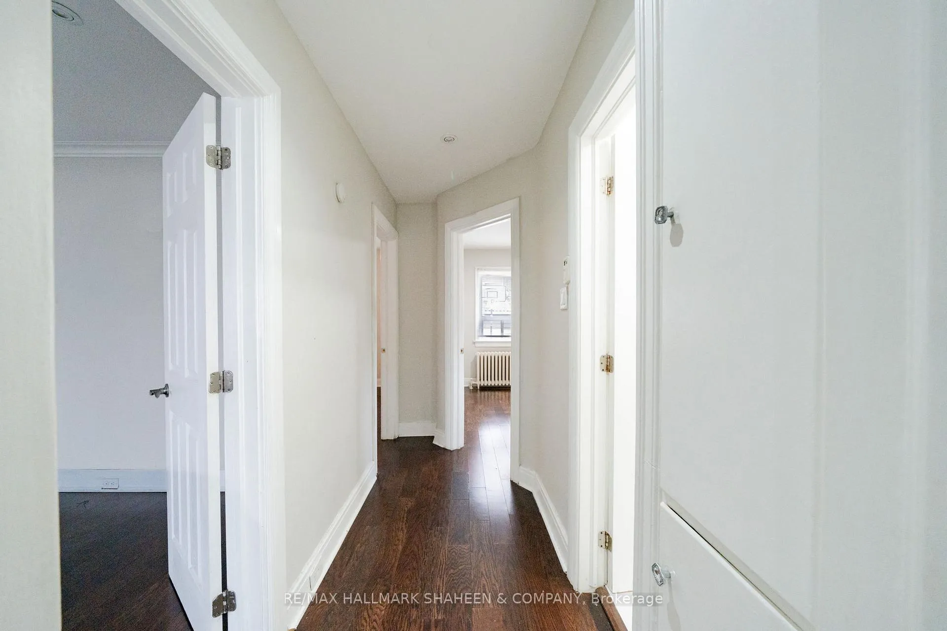 Photo 12 of 378 O'Connor Drive, Toronto, East York — HOMEH