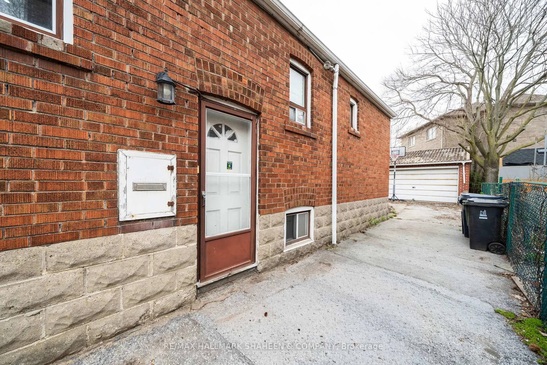 Photo 22 of 378 O'Connor Drive, Toronto, East York — HOMEH