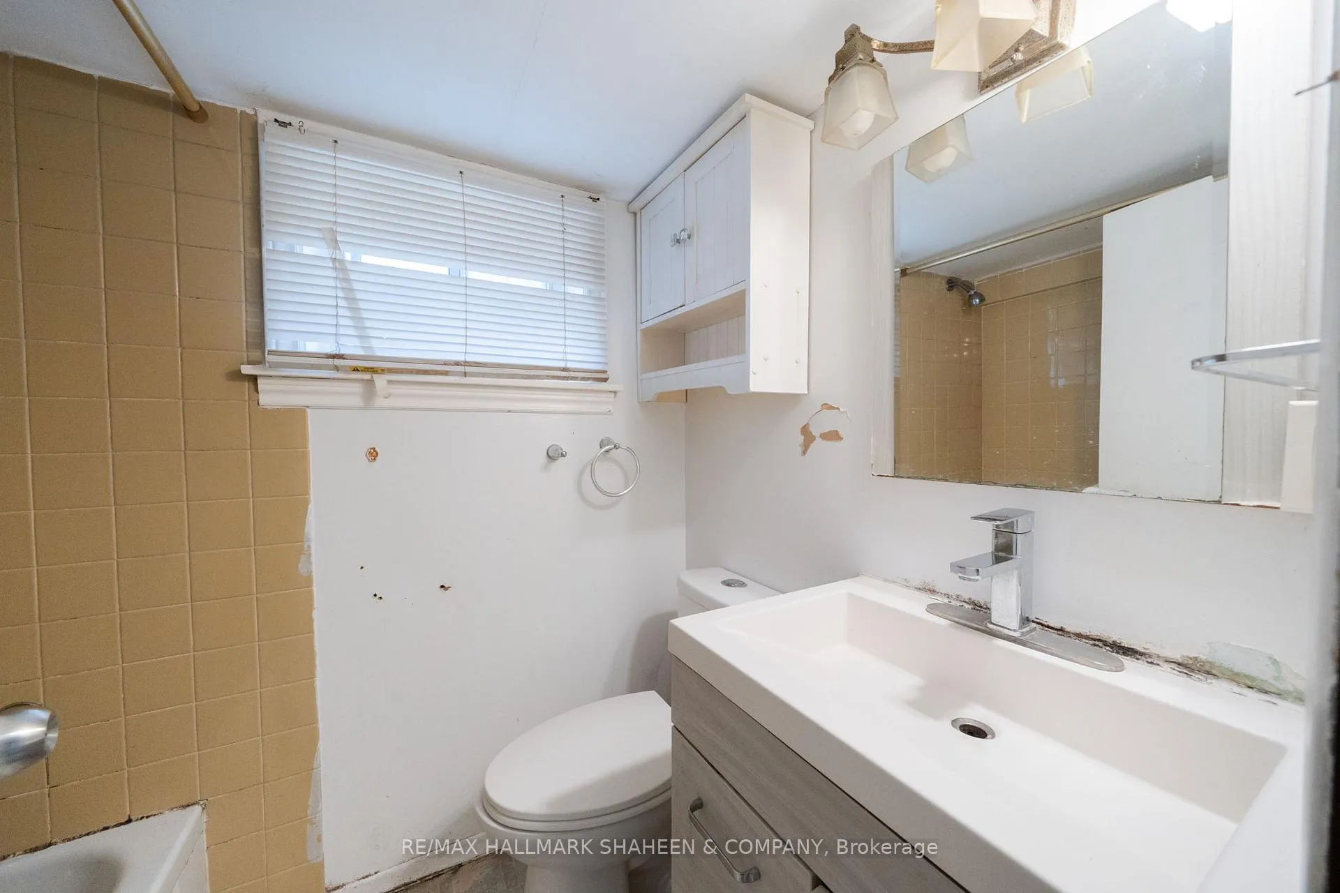Photo 25 of 378 O'Connor Drive, Toronto, East York — HOMEH