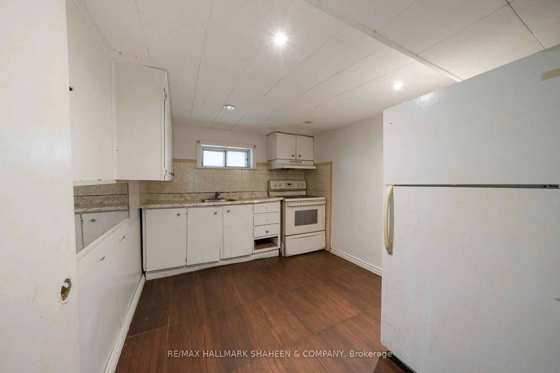 Photo 26 of 378 O'Connor Drive, Toronto, East York — HOMEH