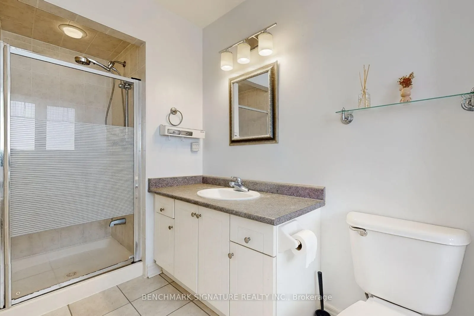 Photo 6 of 2030 Bur Oak Avenue, Markham, Greensborough — HOMEH