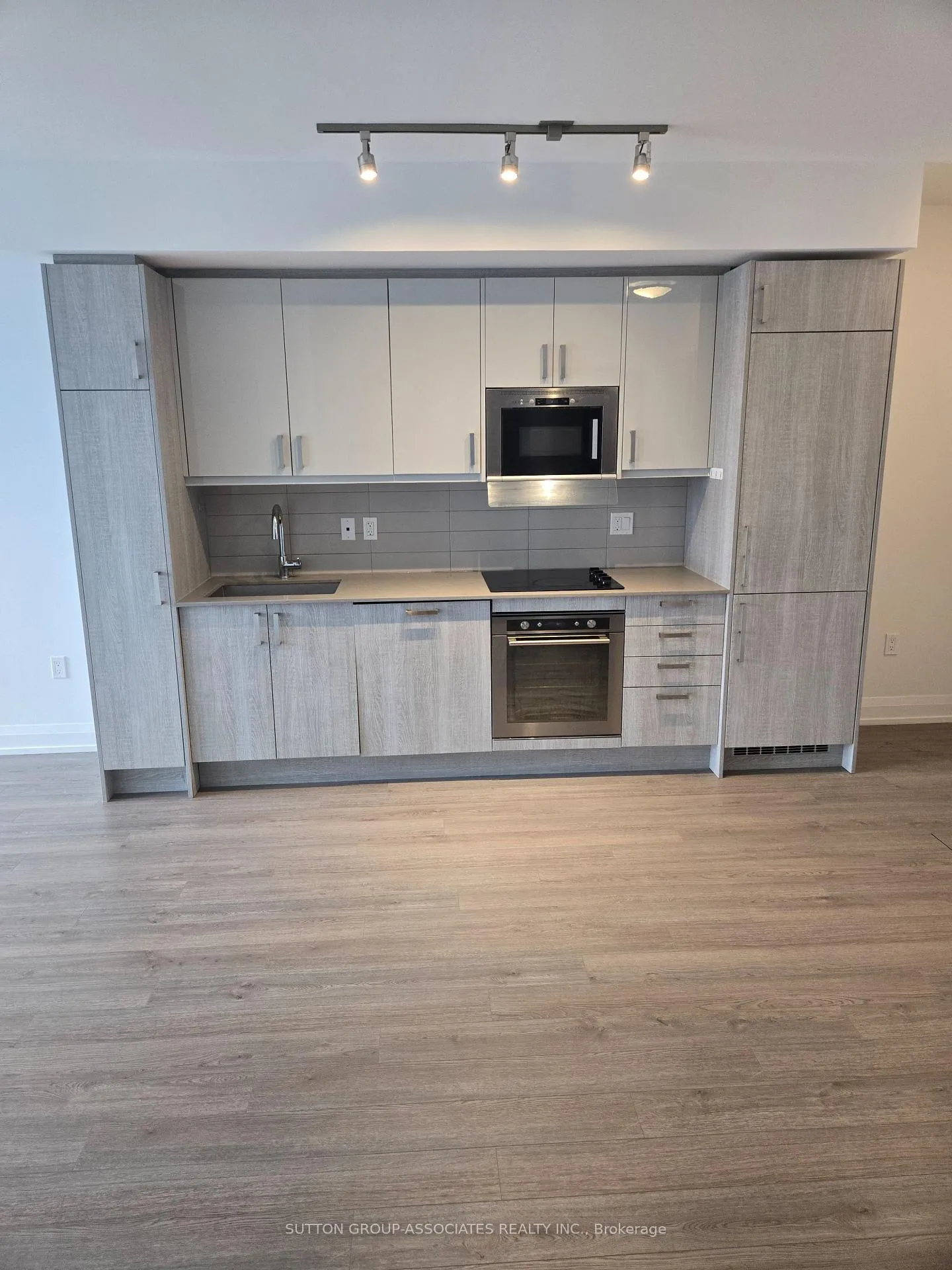 Photo 2 of Unit 3001, 77 Mutual Street, Toronto, Church-Yonge Corridor — HOMEH