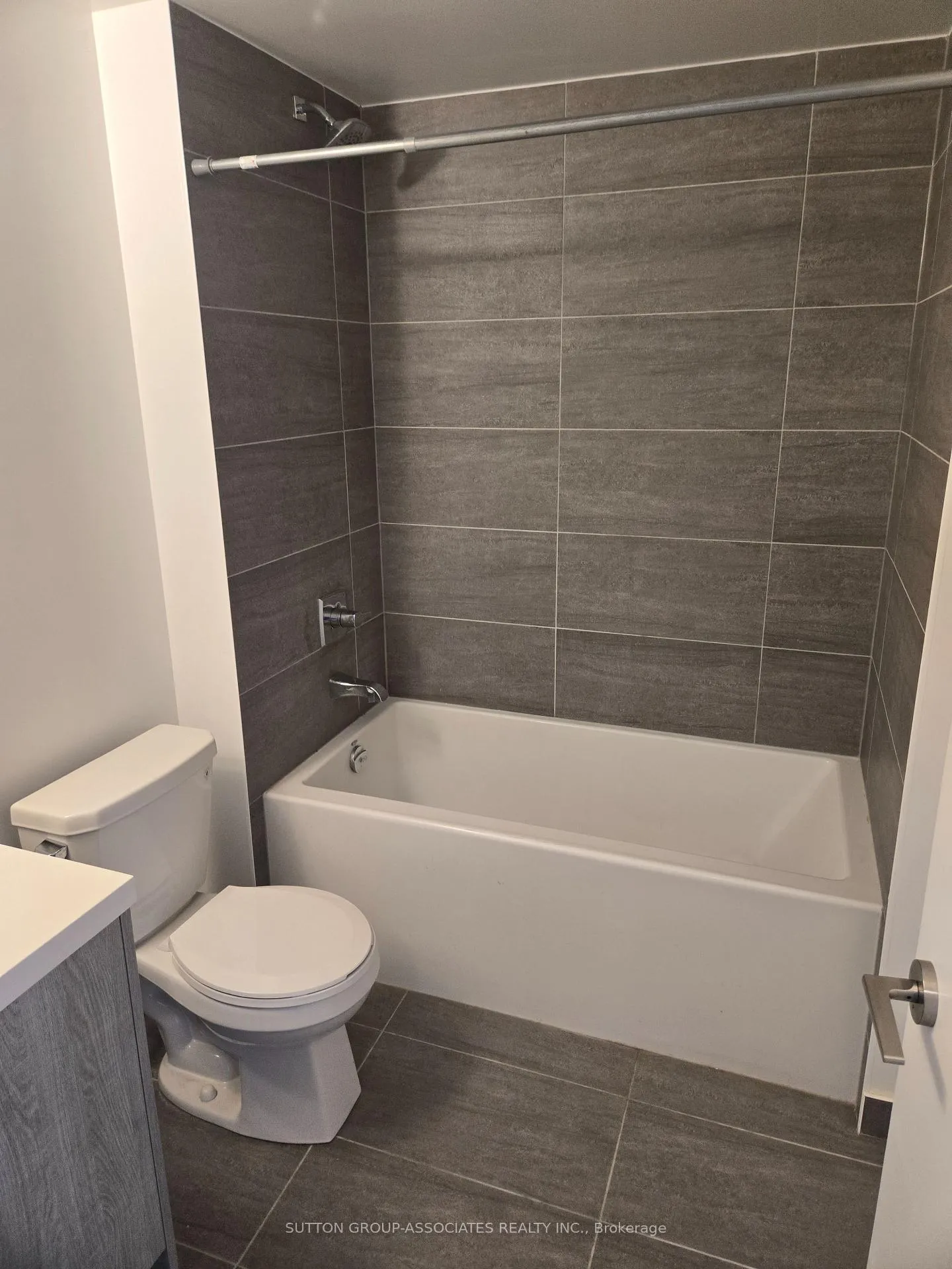 Photo 10 of Unit 3001, 77 Mutual Street, Toronto, Church-Yonge Corridor — HOMEH