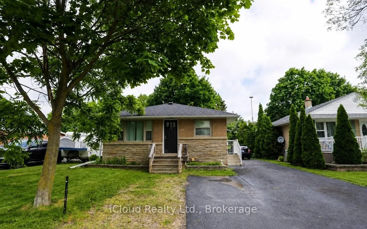 Photo 2 of 85 Elizabeth Street, Orangeville — HOMEH