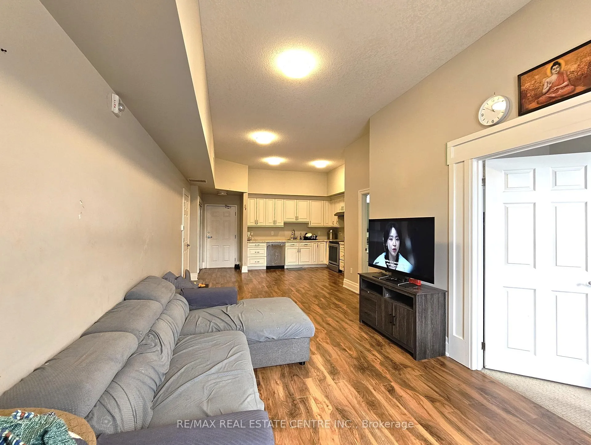 Photo 7 of Unit 201, 757 King Street E, Cambridge — HOMEH